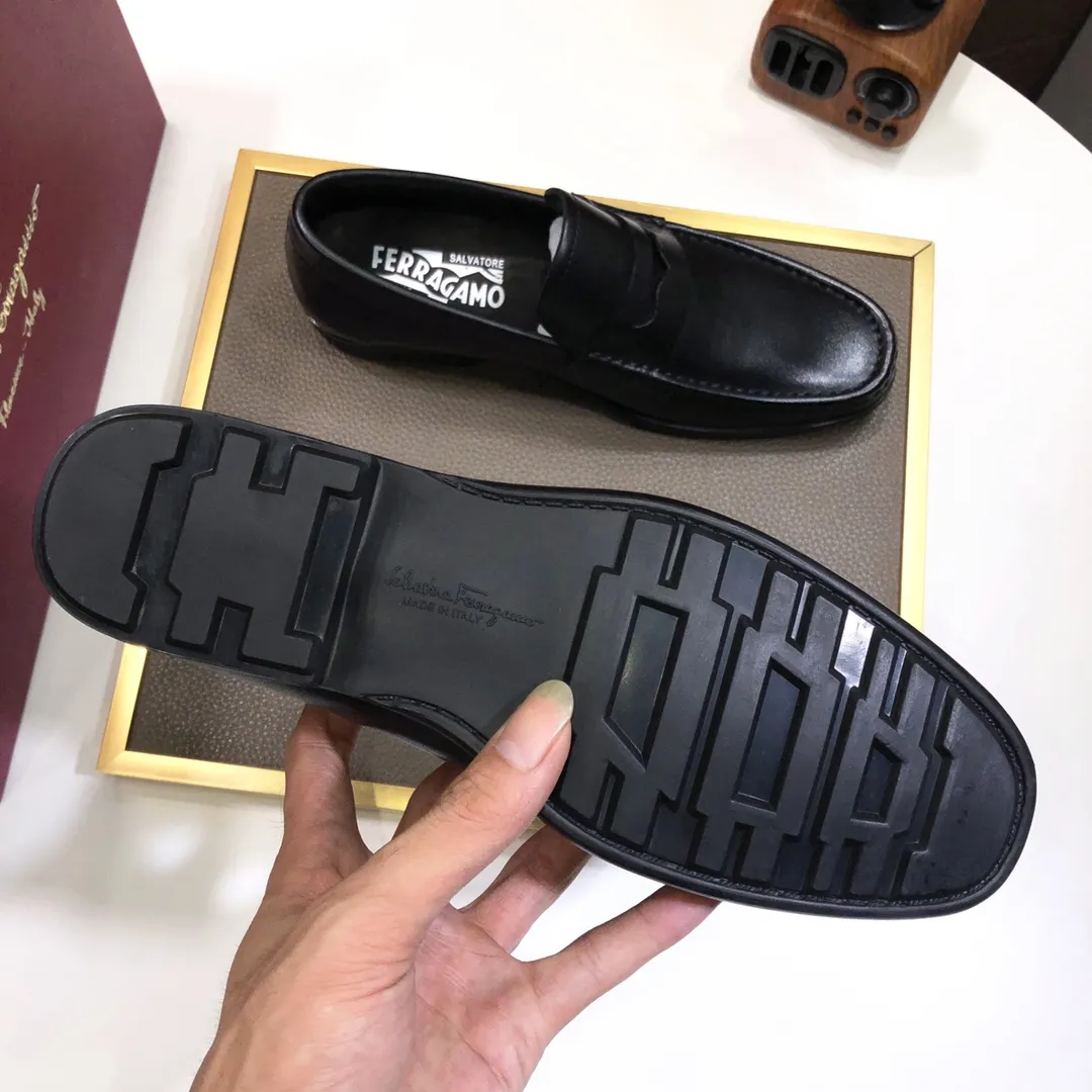 Men's shoes 💰500💰[Ferragamo/Ferragamo] The latest model in the counter. Original imported cowhide fabric + 🐂 water-dyed sheepskin lining + original luxury metal buckle + original combined outsole. Comparison without pressure 38--45 (45 is custom-made and cannot be returned or exchanged)